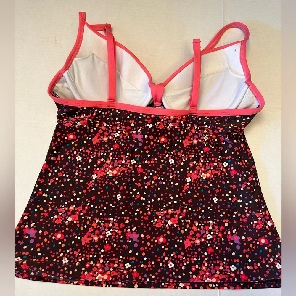 Lole tankini swim top with under wire push up bra & adjustable straps Sz M.  M20